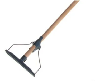 Тряпкодержатель металлический на деревянной ручке 1200*200 мм