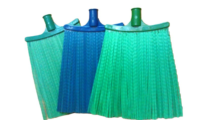 Метла синтетическая "Плоская" без черенка