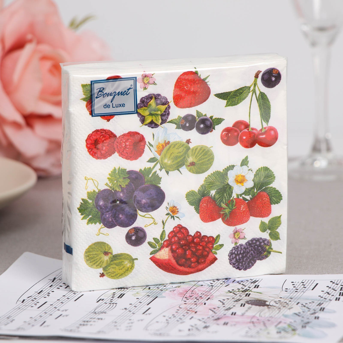 Салфетки Bouquet  de Luxe "Фруктовое ассорти" 24х24 , 3 слоя .25л./вл.15